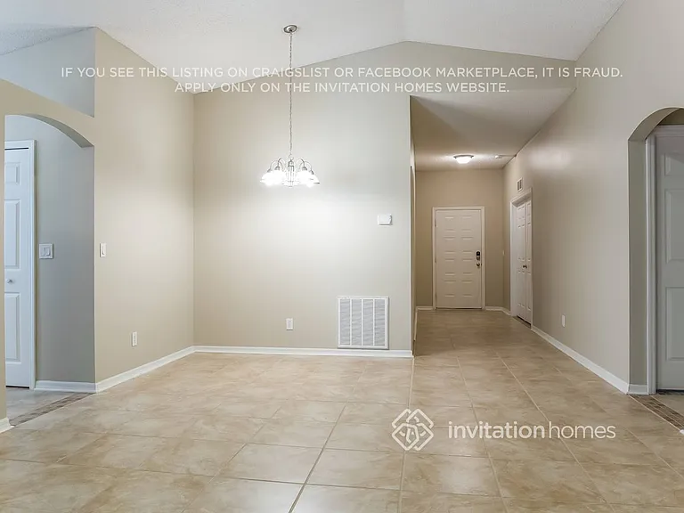 2434 Bayhill Dr — Photo 3