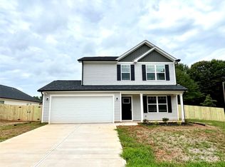 705 3rd St SE, Conover, NC 28613