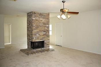 2nd image of 1503 Park Maple Dr