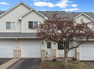 8614 Quarry Ridge Ln UNIT B, Woodbury, MN 55125