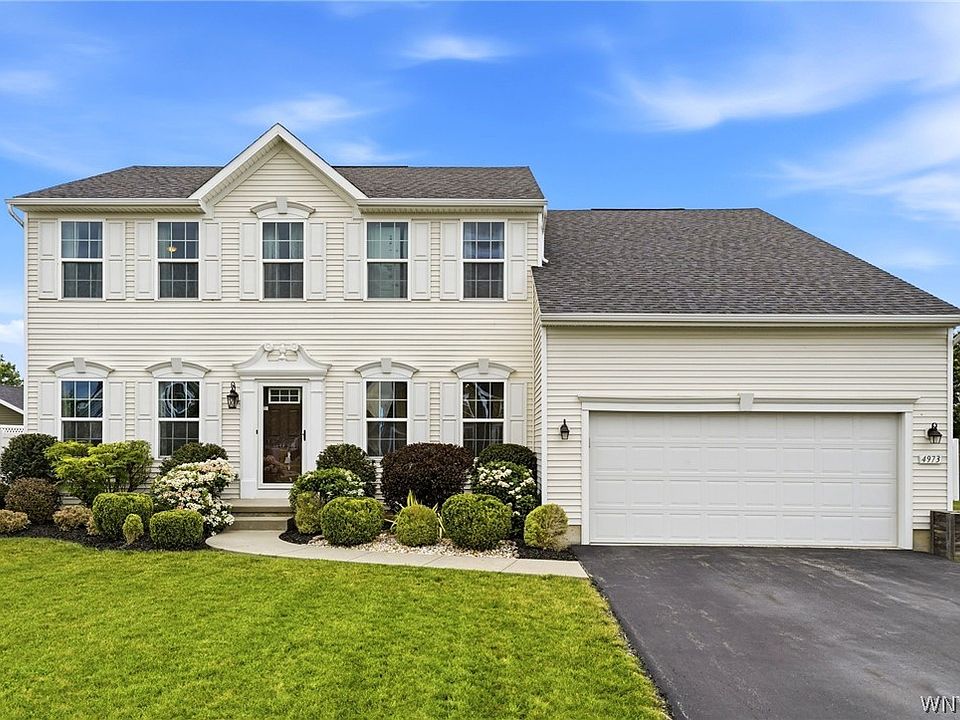 1st image of 4973 Devonshire Ln