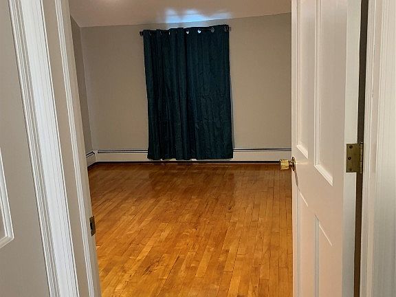 3rd image of 816 Annabelle St