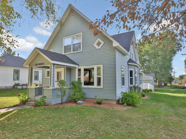 129 Busch Ave, Center City, MN 55012