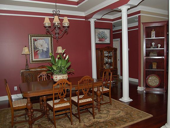 Dining 2