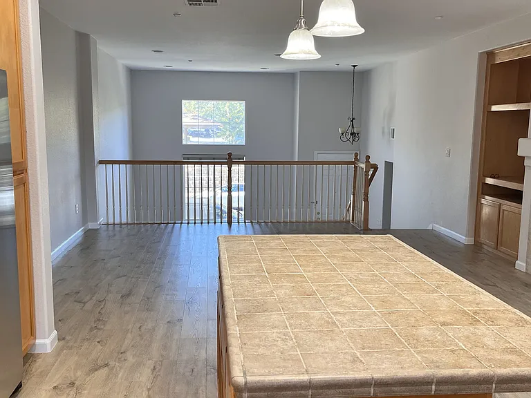 2364 Millstream Ln — Photo 5