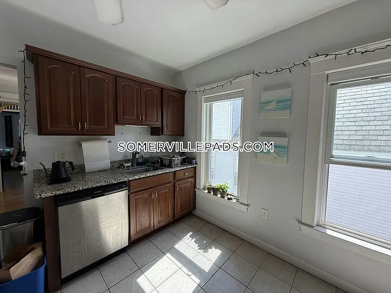 16 Electric Ave #2 — Photo 4