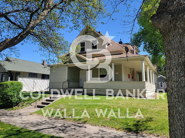 114 N Touchet St — Photo 1