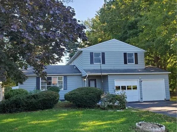 582 Peck Rd, Kirkville, NY 13082