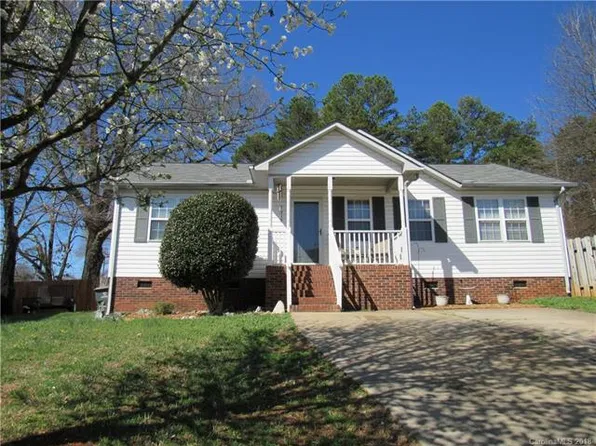 1515 Cambridge Heights Pl NW, Concord, NC 28027