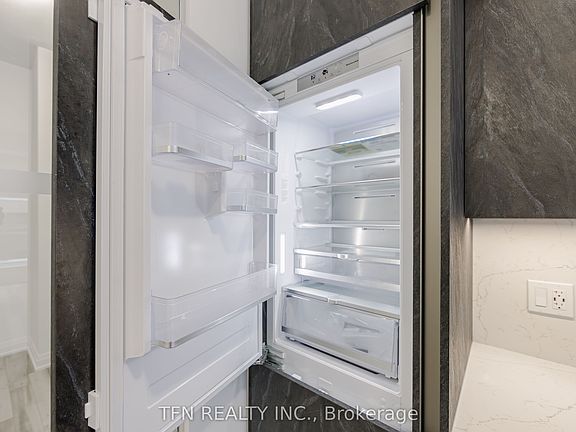 5th image of 15 Richardson St #531