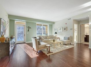 1320 Riverside Ln APT 207, Mendota Heights, MN 55118