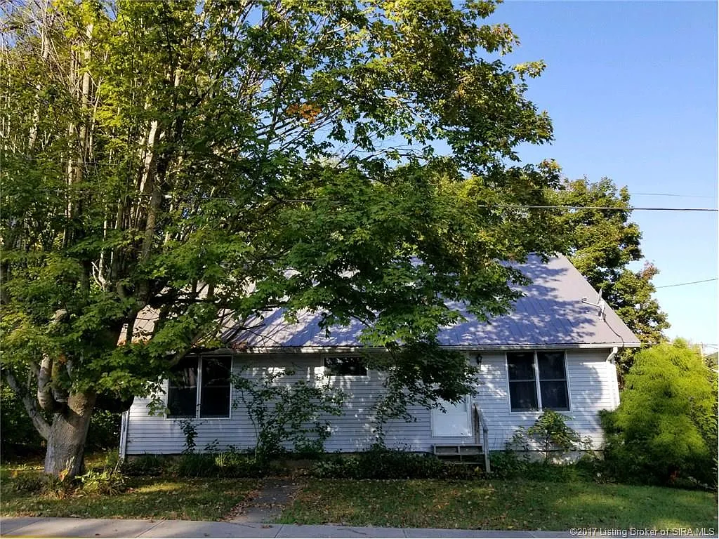211 Elm St photo 1