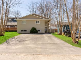 3414 Lee Ave #2, Severn, ON L3V0V8