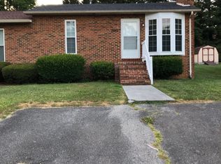1740 Todd Dr, Johnson City, TN 37604