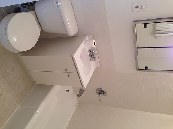 4th image of 343 W 14th St APT 2FE