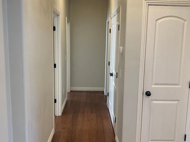 2652 E Delmar St — Photo 9