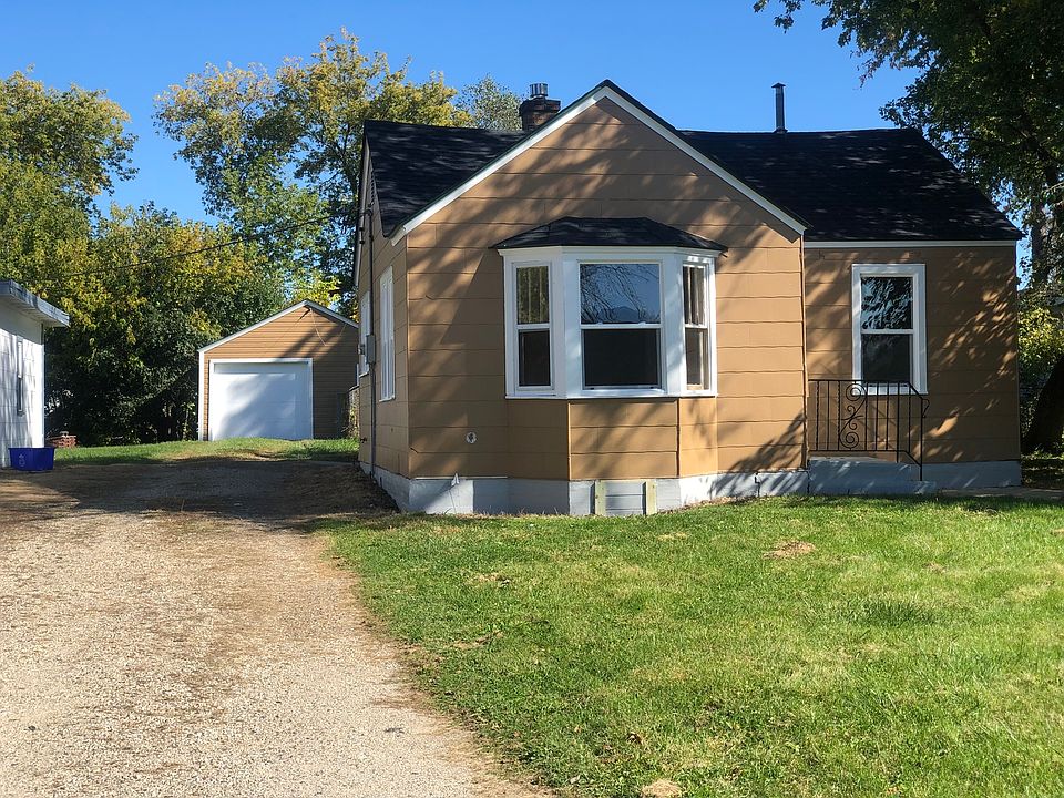 1st image of 36123 N East End Ave