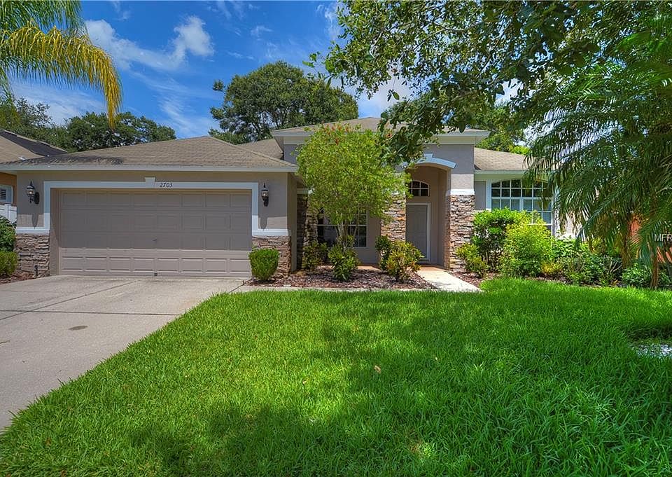 1st image of 2703 Villa Dr