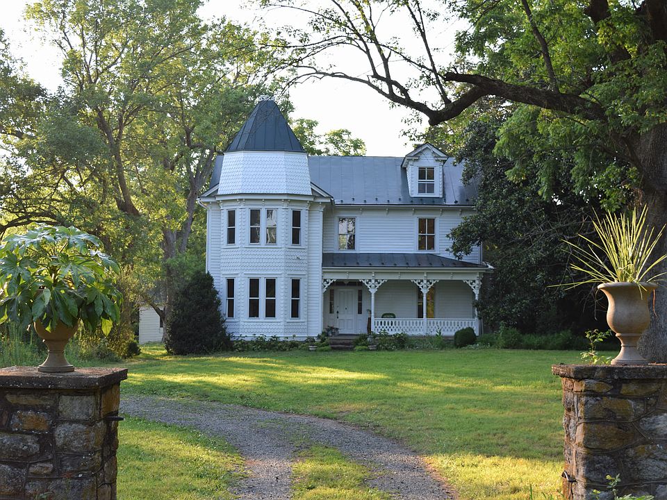 1st image of 10448 Royston Ln
