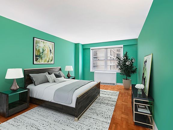2nd image of 1440 2nd Ave #7E