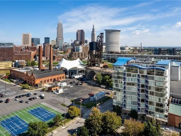 1237 Washington Ave APT 410, Cleveland, OH 44113