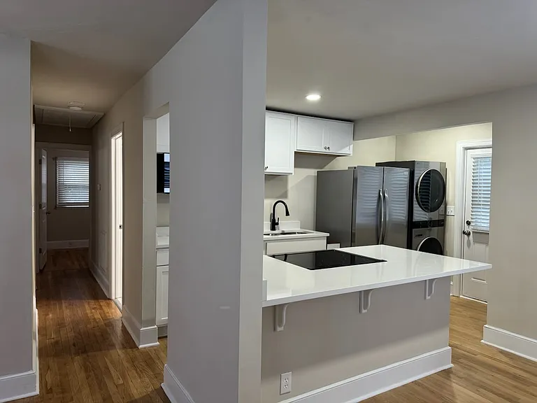 161 Whiteside Cir — Photo 2