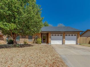 1101 Lapwing Rd, Edmond, OK 73003