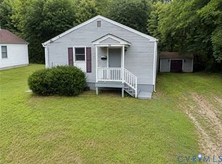 56 Saint Marks St, Petersburg, VA 23803