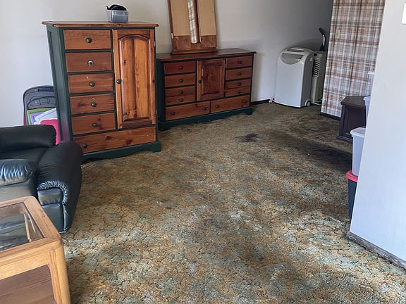 4th image of 311 NE 85th St Unit V