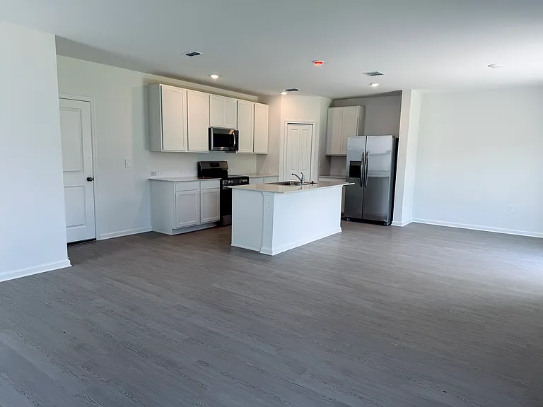 6232 Botticella Blvd — Photo 3