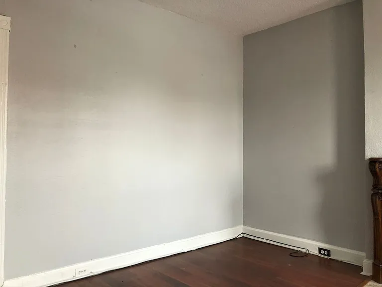 3242 Barclay St — Photo 22
