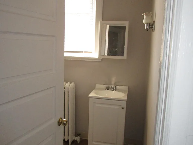 5358 Woodland Ave #2 — Photo 6