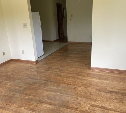 5th image of 513 N Center St #513
