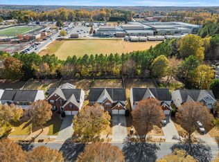 14107 Eldon Dr, Charlotte, NC 28277