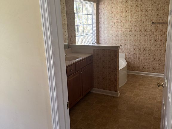 5th image of 4324 Cardinal Grove Blvd