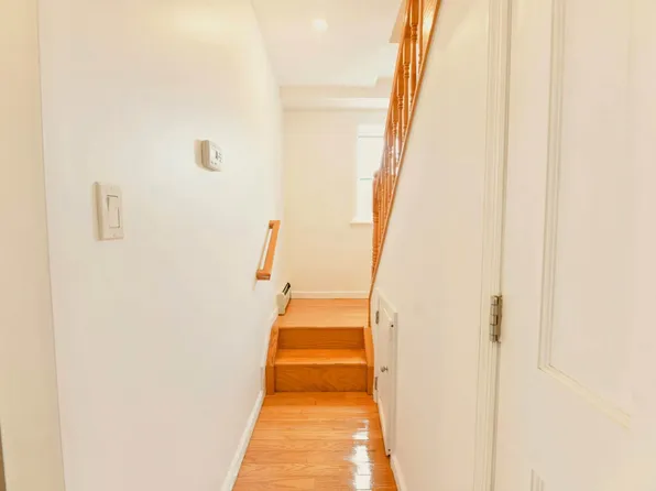 69 Bay 20th Street image 7 of 23