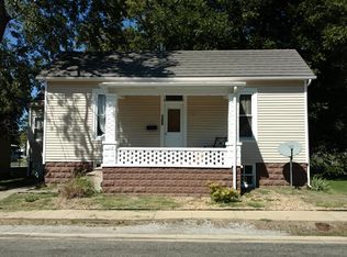 477 W Walnut St, Nashville, IL 62263