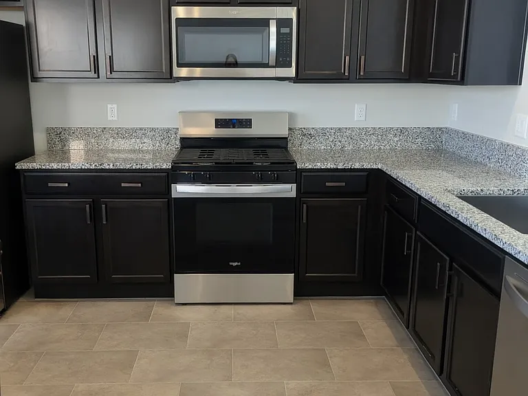 1371 Evening Breeze Ln — Photo 13
