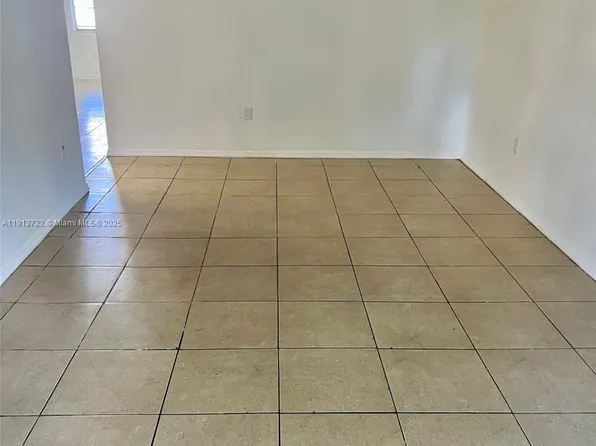 1752 NW 55th Ave, Fort Lauderdale, FL