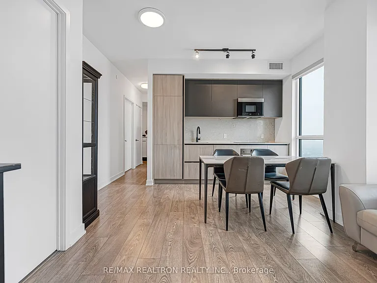 108 Peter St #4302 — Photo 8