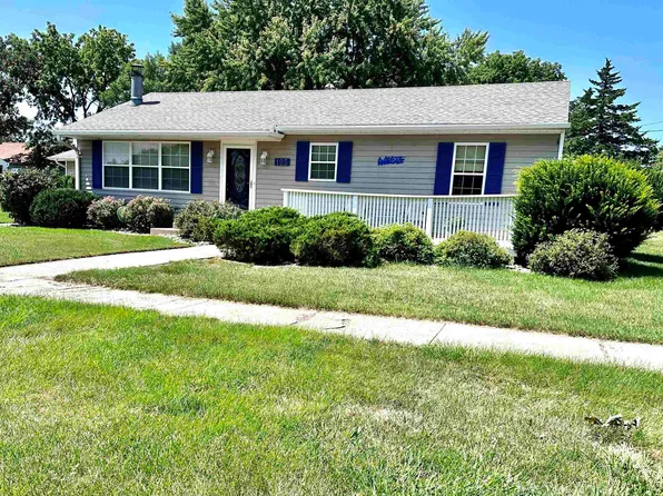 125 N 4th St, Moville, IA 51039