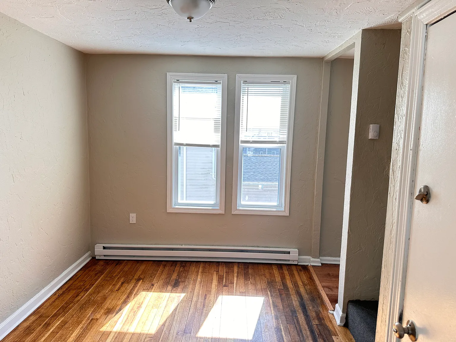 3 bed, $2,800 — Photo 3