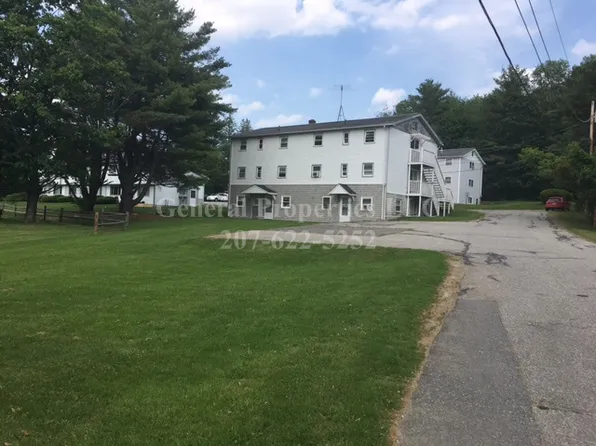 84 Highland Ave, Winthrop, ME 04364