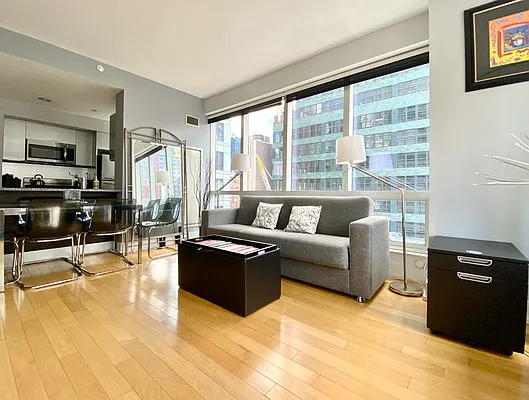 Rented by Corcoran | media 24