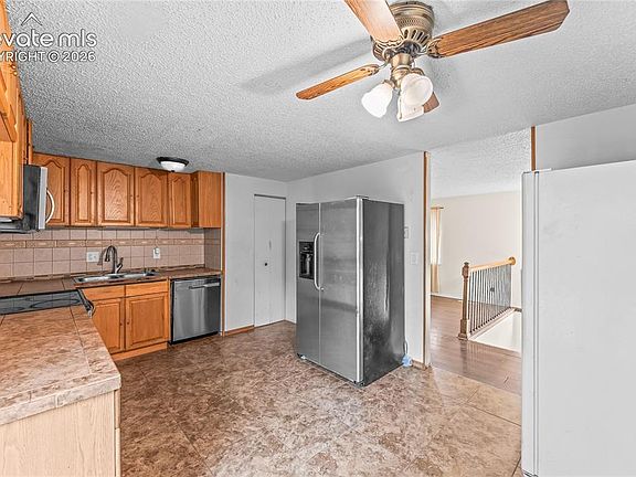 4th image of 1435 Peterson Rd