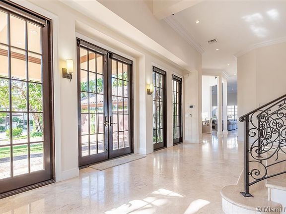 5th image of 400 Royal Plaza Dr #0