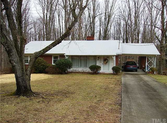 2nd image of 290 Younger Rd