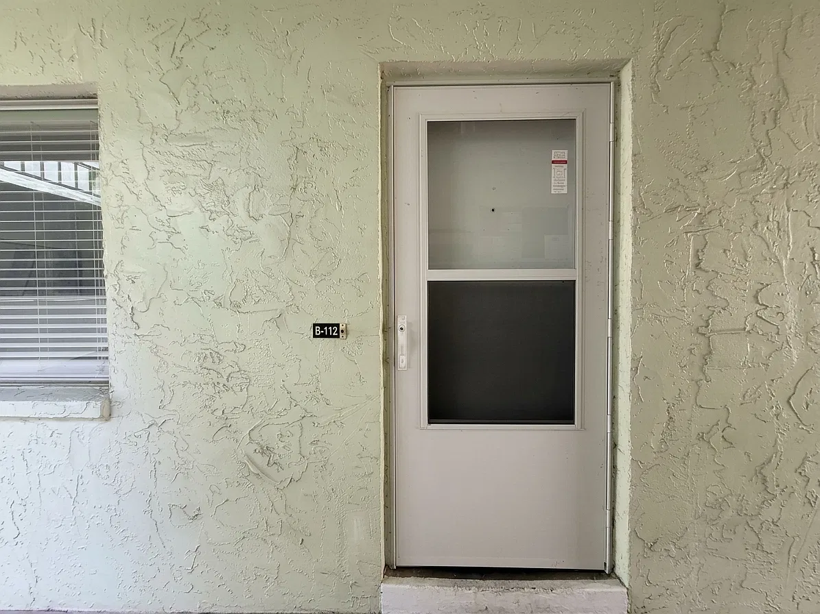 2 bed, 1120 sqft, $1,700 — Photo 2