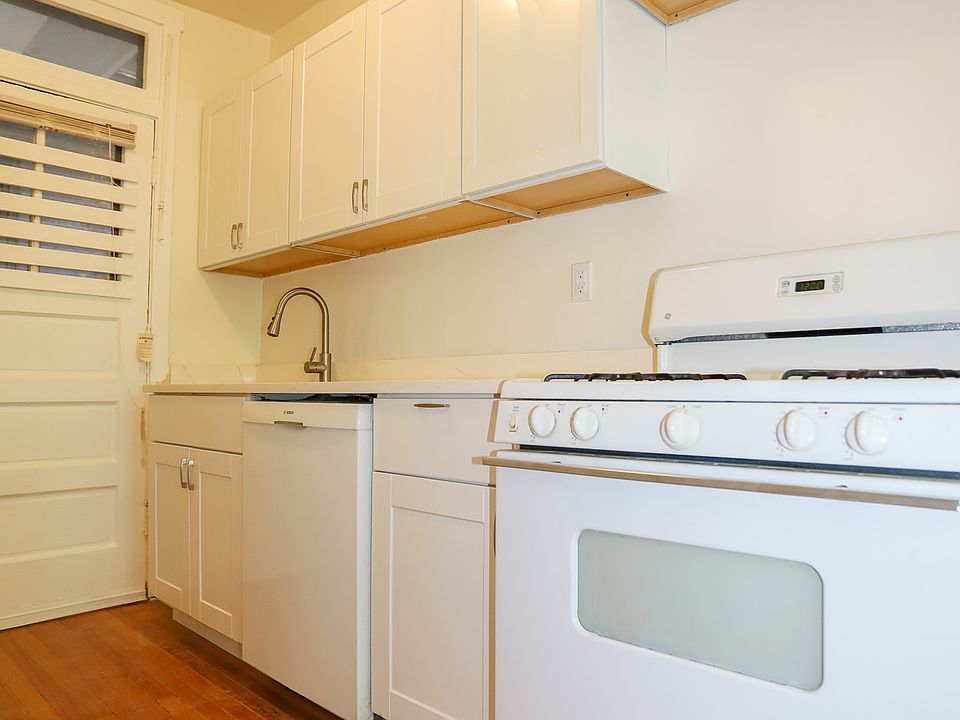 1st image of 5063 N Glenwood Ave APT 3B