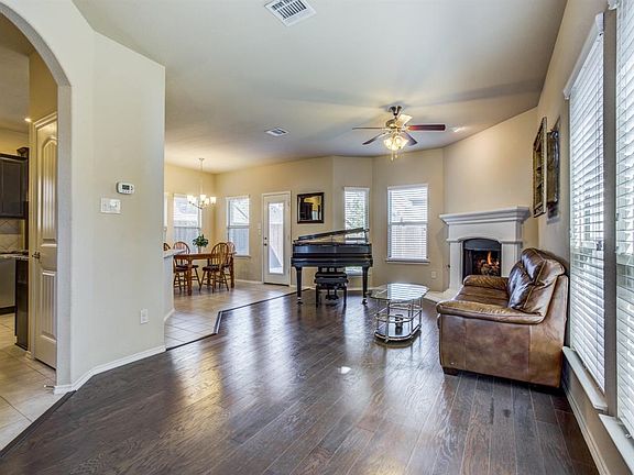 2nd image of 9808 Beaver Dam Ln